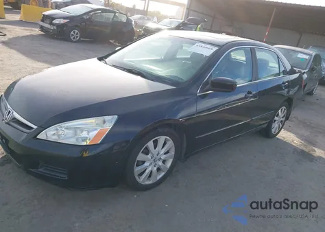 2007 Honda Accord 3.0 Ex z USA, uszkodzony, nr VIN 1HGCM66557A091540